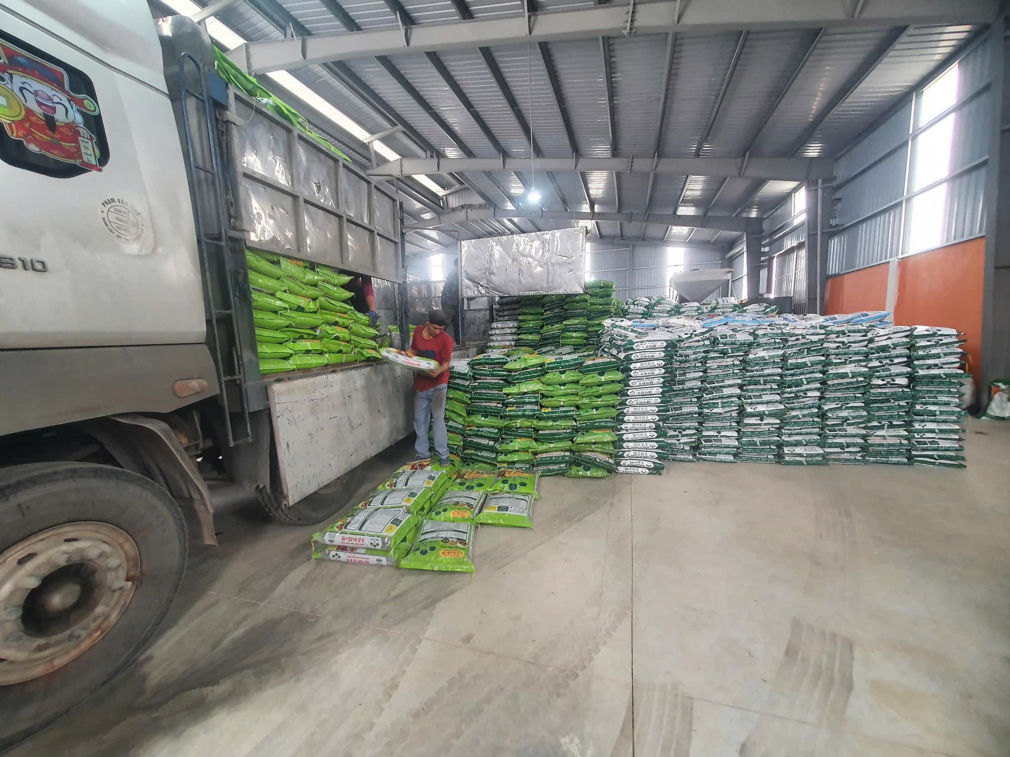 Trung tâm Khảo kiểm nghiệm Phân bón Quốc gia ra quân thực hiện Mô hình trình diễn Phân bón của Công ty CP supe phốt phát và Hoá chất Lâm Thao trên các cây trồng chủ lực Miền Bắc, theo chuỗi kinh tế tuần hoàn, giảm phát thải nhà kính và nâng cao sức khỏe đất